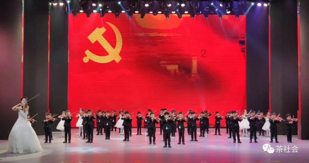 穷人在床头放这几样东西，提神又旺财，有钱人家里都这样做！